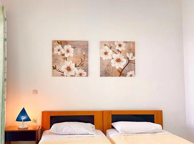 Apart-hotel Miranda 3*