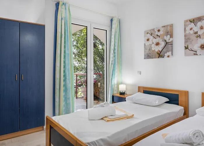 Apart-hotel Miranda Nikiana