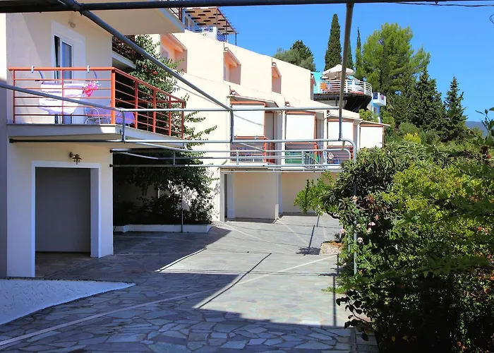 Apart-hotel Miranda Nikiana